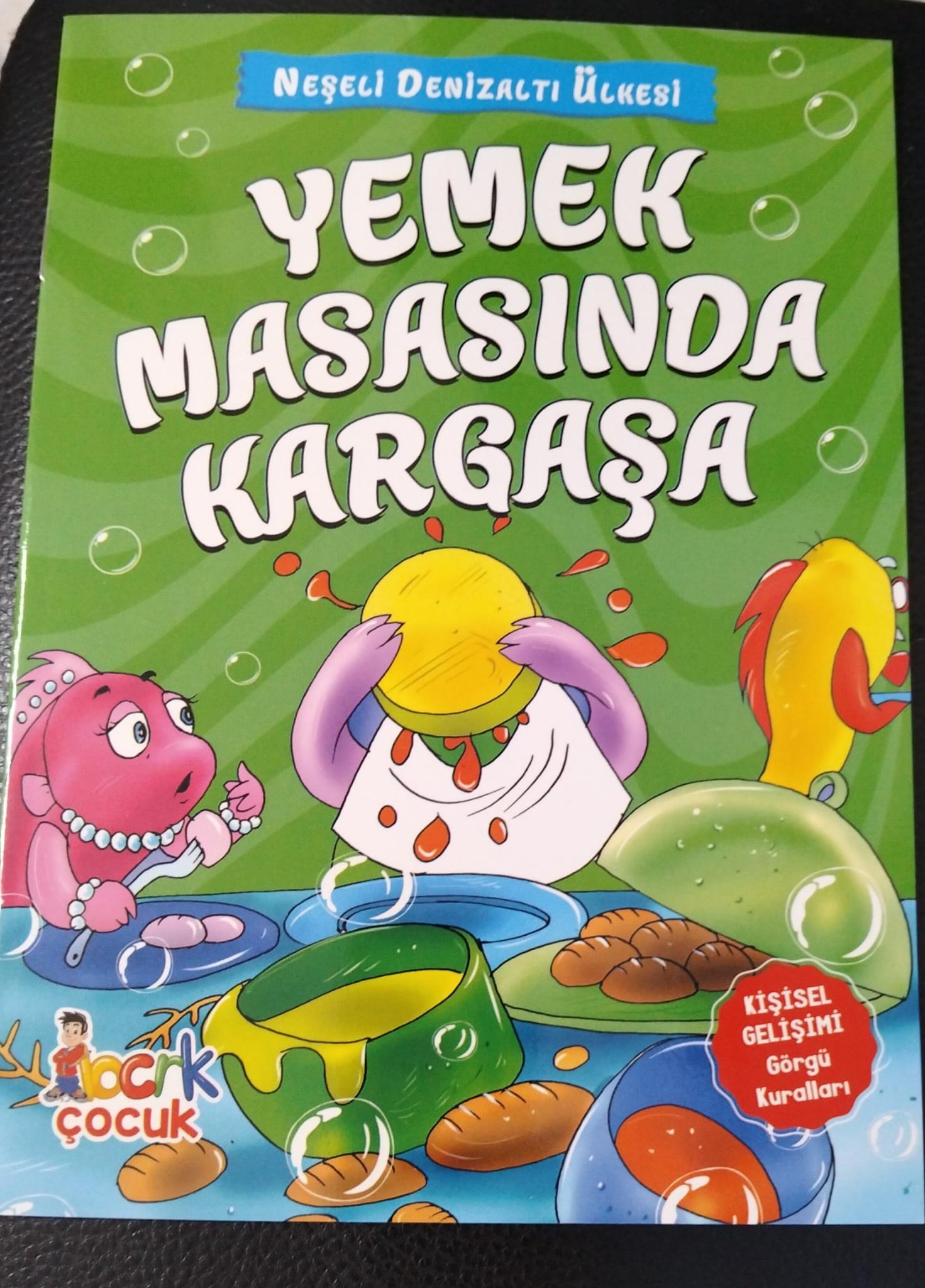 Yemek Masasında Kargaşa